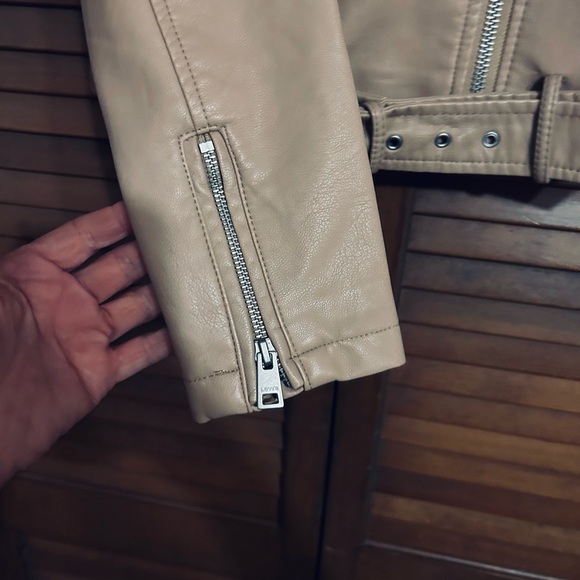 Levi’s Strauss Faux Tan Moto Jacket Size Small, Brand New , Never Worn - Picture 10 of 14